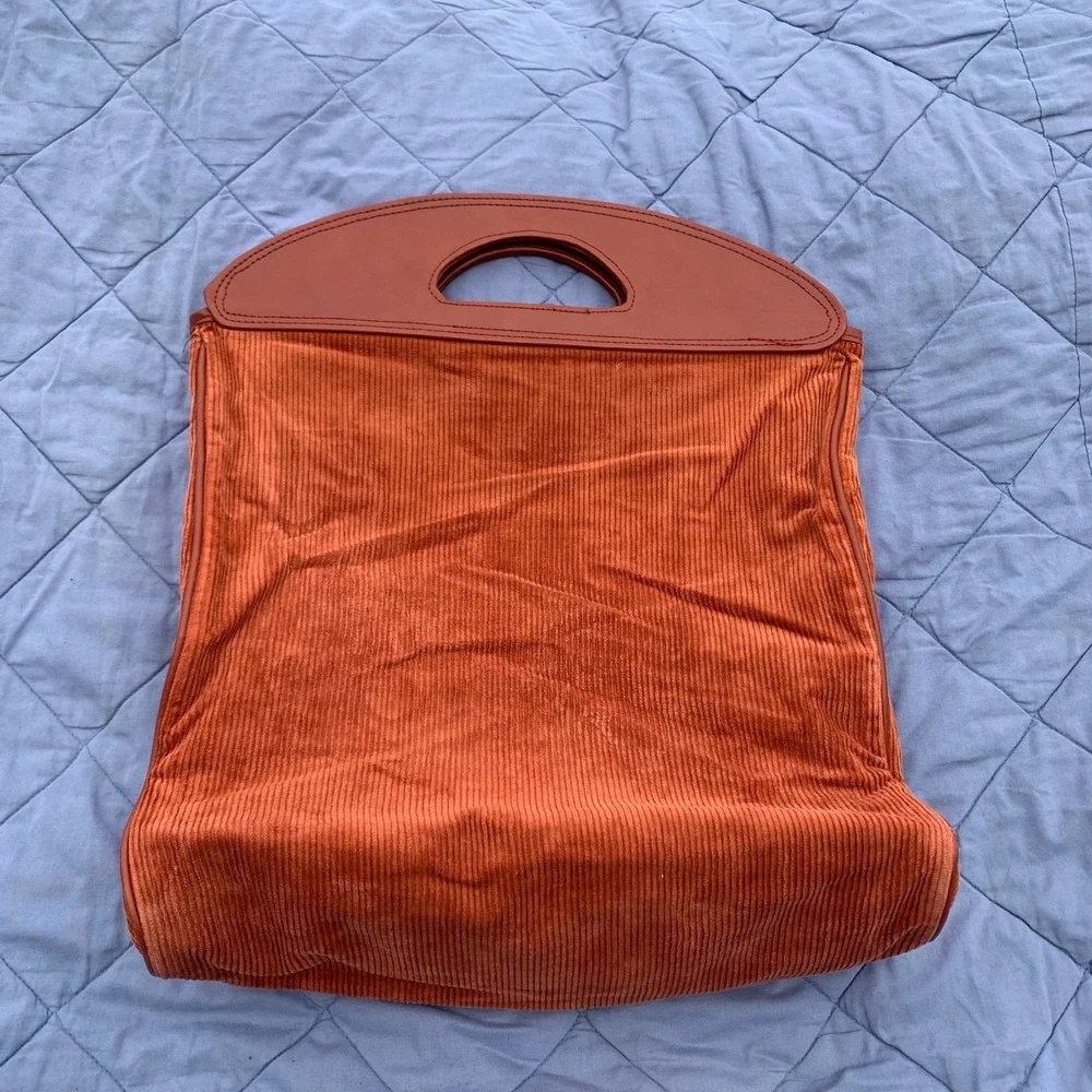 Vintage 90s corduroy shopper bag w/ leather‎ trim in rust-orange